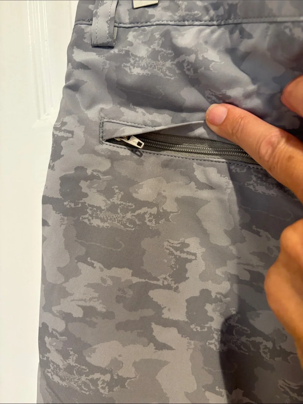 Peter Millar Gray subtle Camo Flat-Front Performance Shorts